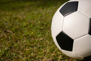 重温1998世界杯经典战，英格兰阿根廷对决现红牌争议｜南宫体育（配图示意）
